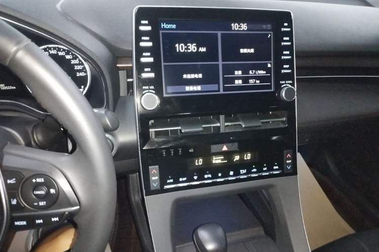 Used Toyota Avalon 2019 2.0L XLE Premium Edition China VI Audio And AC Panel