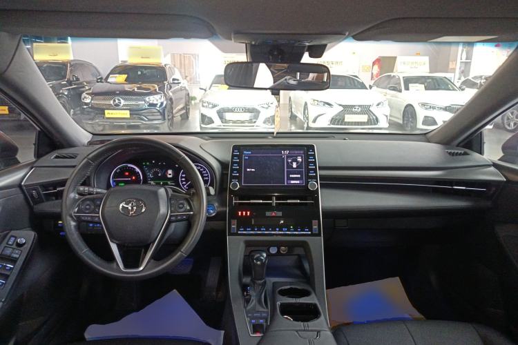 Used Toyota Avalon 2019 Dual-Engine 2.5L Luxury Edition China VI Standard Center Console