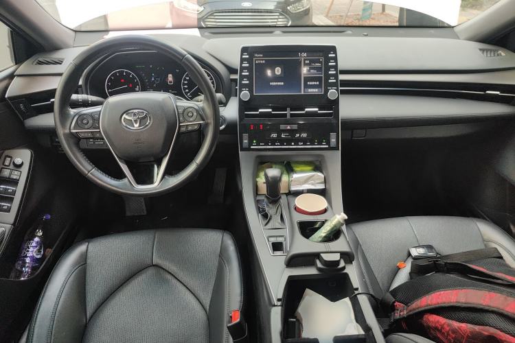 Used Toyota Avalon 2019 2.0L XLE Premium Edition China VI Center Console