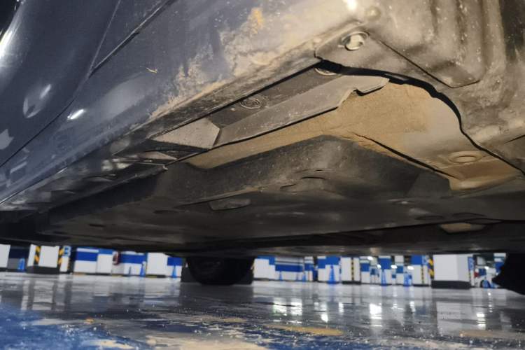 Used Toyota Avalon 2019 2.0L XLE Premium Edition China VI Chassis Front Right