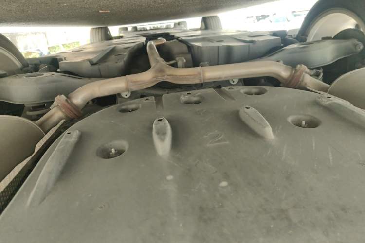 Used Toyota Avalon 2019 2.0L XLE Premium Edition China VI Chassis Rear