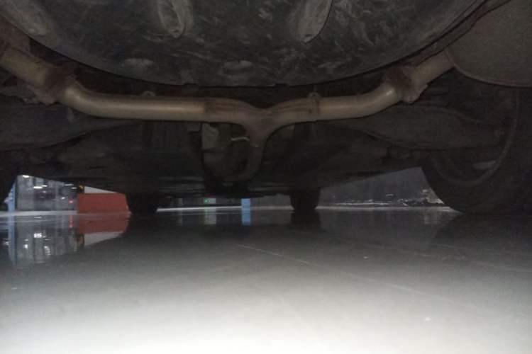 Used Toyota Avalon 2019 2.0L Luxury Edition China VI Standard Chassis Rear