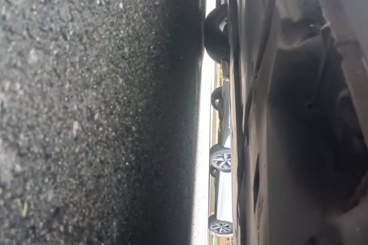 Used Toyota Avalon 2019 2.0L Ambition Edition China VI Chassis Rear Left
