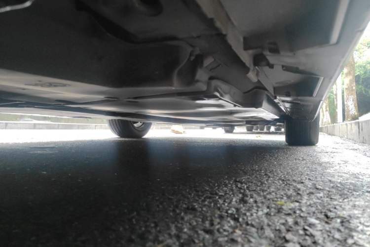 Used Toyota Avalon 2019 2.0L Luxury Edition China VI Standard Chassis Rear Right
