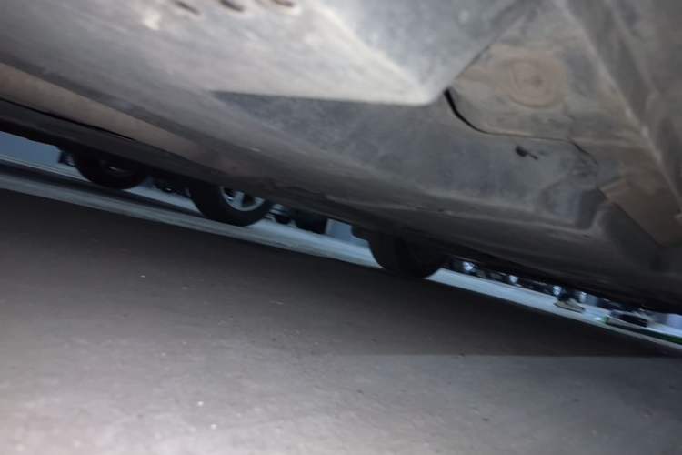 Used Toyota Avalon 2019 2.5L Ambition Version China VI Standard Chassis Rear Right