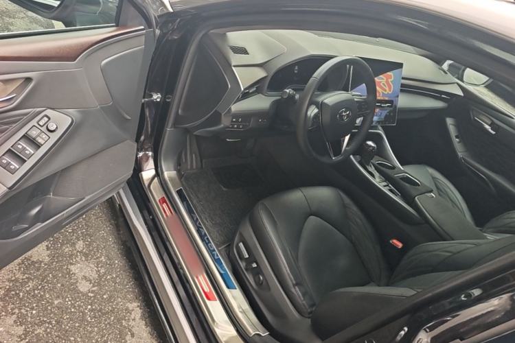 Used Toyota Avalon 2019 2.5L Touring Premium Version China VI Standard Driver Seat