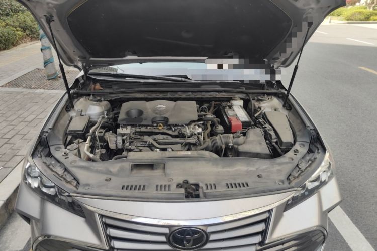 Used Toyota Avalon 2019 2.0L XLE Premium Edition China VI Engine Bay