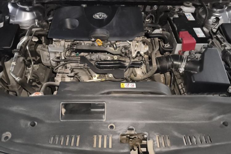 Used Toyota Avalon 2019 2.0L XLE Premium Edition China VI Engine Bay