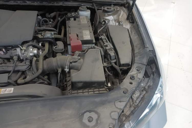 Used Toyota Avalon 2019 2.0L XLE Premium Edition China VI Engine Bay Left