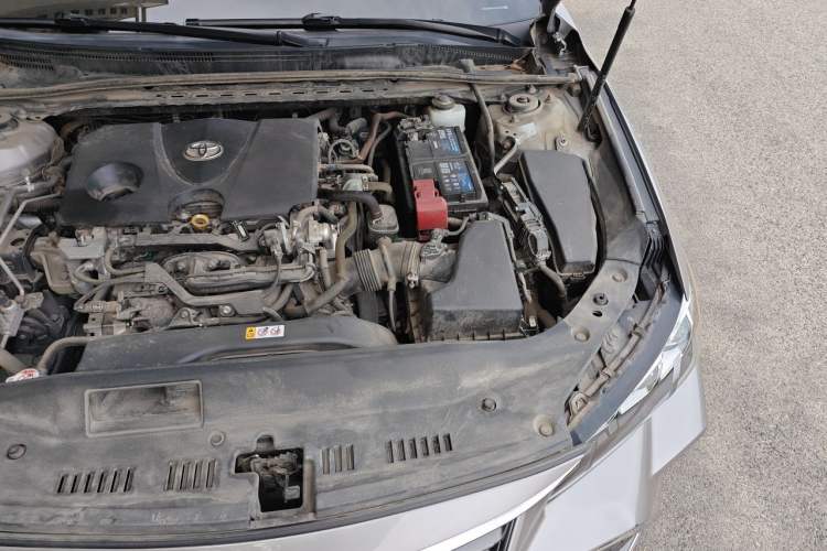 Used Toyota Avalon 2019 2.0L XLE Premium Edition China VI Engine Bay Left