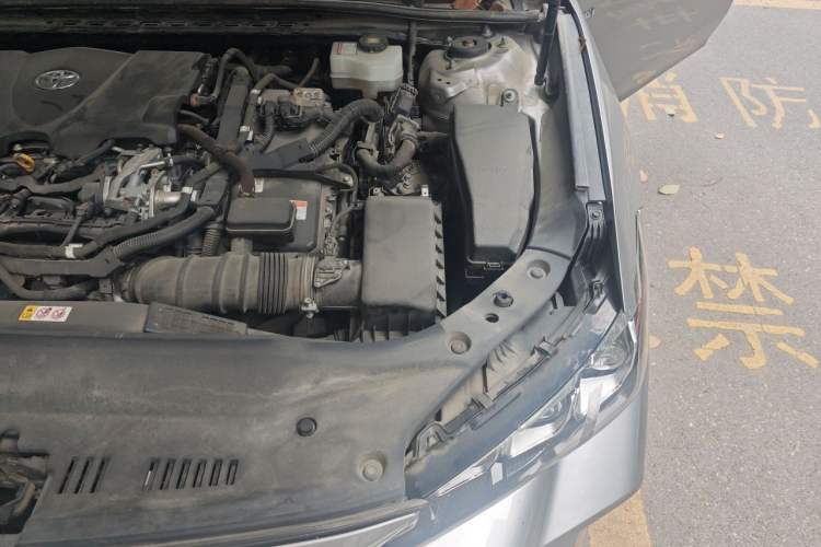 Used Toyota Avalon 2019 Dual-Engine 2.5L Luxury Edition China VI Standard Engine Bay Left