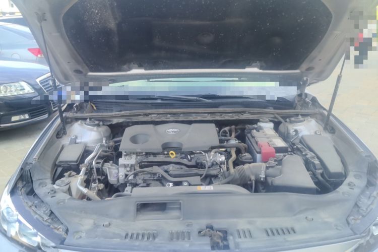Used Toyota Avalon 2019 2.0L Luxury Edition China VI Standard Engine Bay