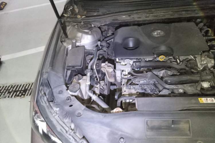 Used Toyota Avalon 2019 2.0L Luxury Edition China VI Standard Engine Bay Right