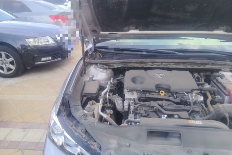 Used Toyota Avalon 2019 2.0L Luxury Edition China VI Standard Engine Bay Right