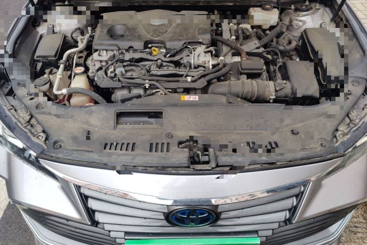 Used Toyota Avalon 2019 Dual-Engine 2.5L Luxury Edition China VI Standard Engine Bay