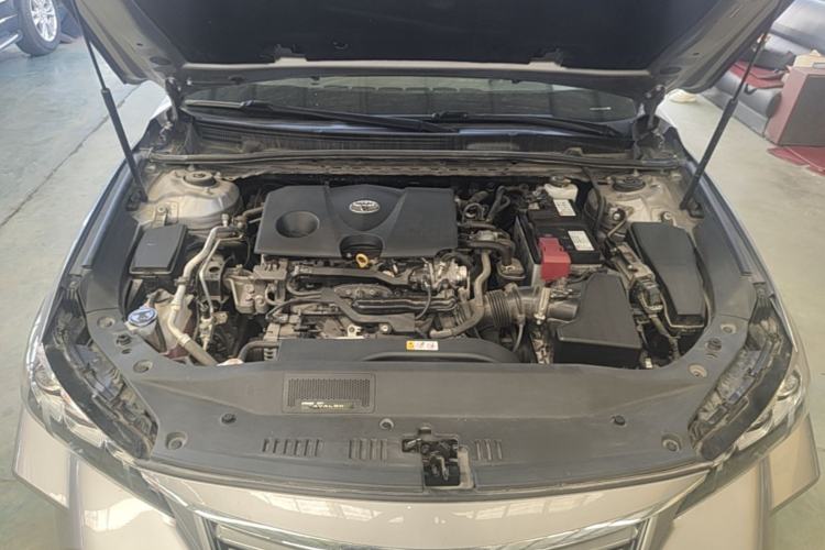 Used Toyota Avalon 2019 2.0L XLE Premium Edition China VI Engine Bay