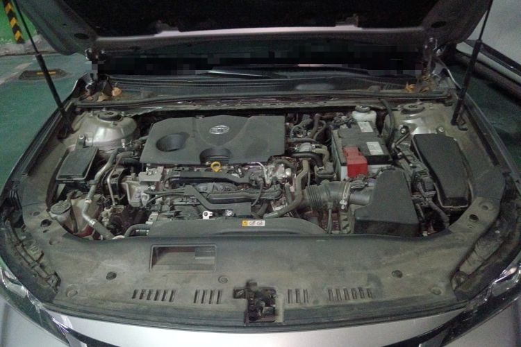 Used Toyota Avalon 2019 2.0L Luxury Edition China VI Standard Engine Bay