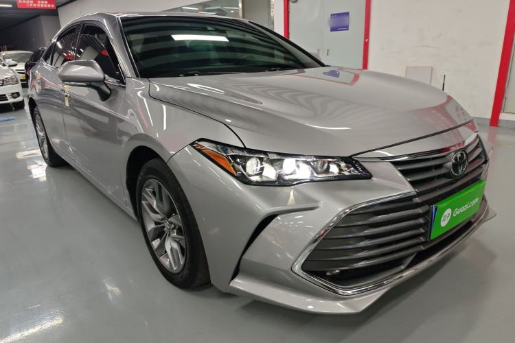 Used Toyota Avalon 2019 2.0L Luxury Edition China VI Standard Exterior 1
