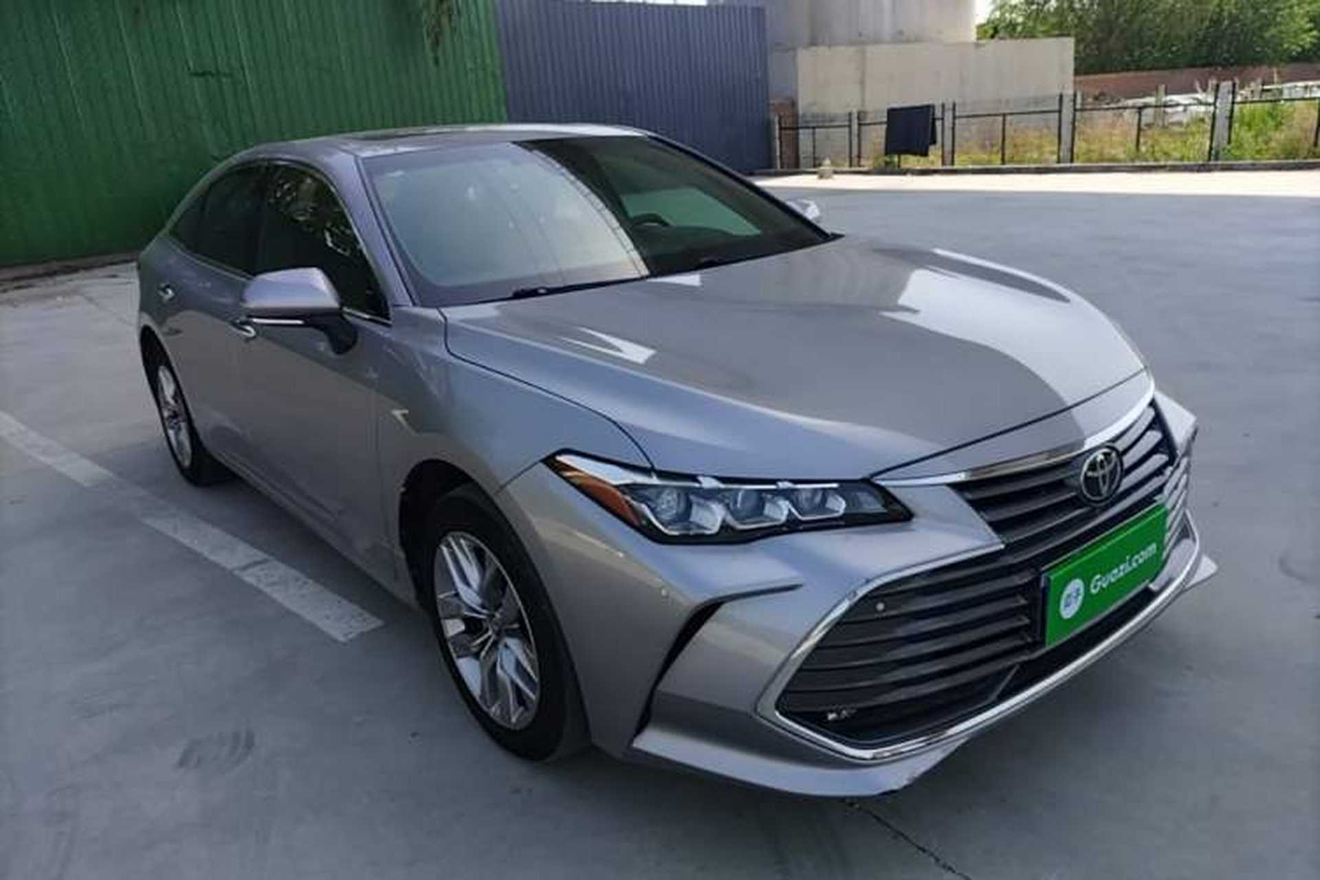 Used Toyota Avalon 2019 2.0L Luxury Edition China VI Standard Exterior 1