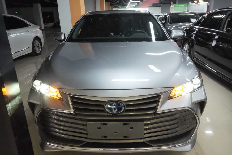 Used Toyota Avalon 2019 Dual-Engine 2.5L Luxury Edition China VI Standard Exterior 1