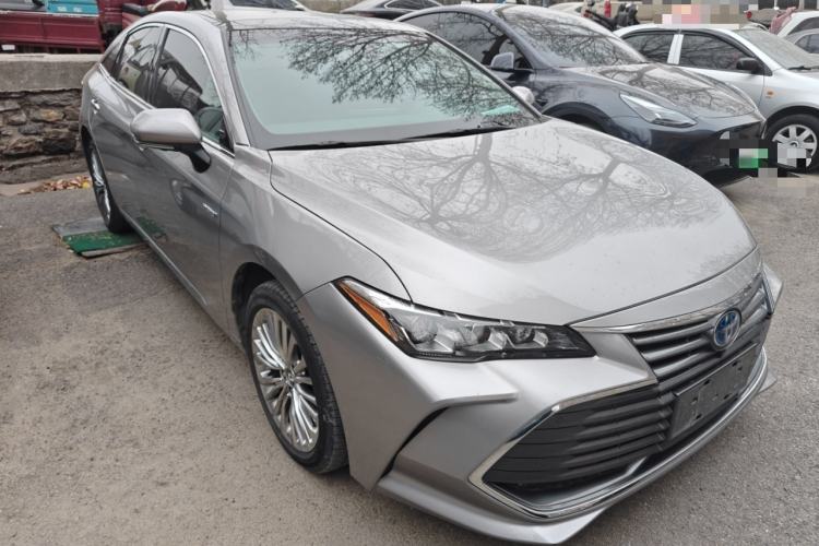 Used Toyota Avalon 2019 Dual-Engine 2.5L XLE Prestige Version China VI Standard Exterior 1