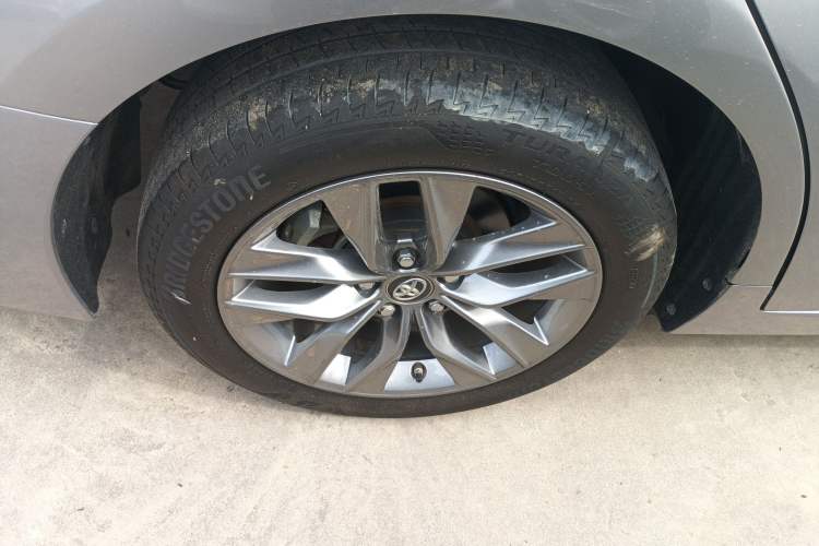 Used Toyota Avalon 2019 2.0L Luxury Edition China VI Standard Exterior 2