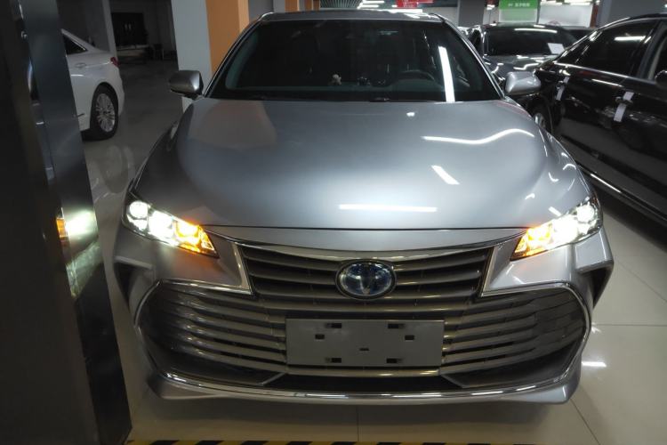 Used Toyota Avalon 2019 Dual-Engine 2.5L Luxury Edition China VI Standard Exterior 2