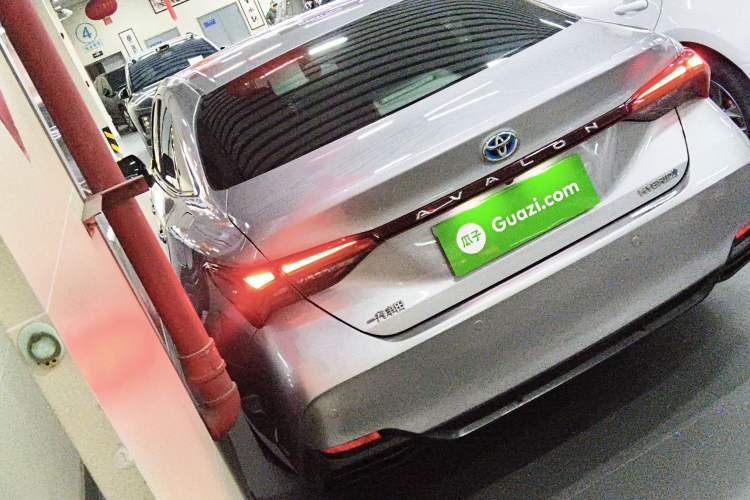 Used Toyota Avalon 2019 Dual-Engine 2.5L Luxury Edition China VI Standard Exterior 2