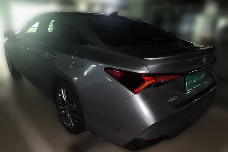Used Toyota Avalon 2019 Dual-Engine 2.5L XLE Prestige Version China VI Standard Exterior 3