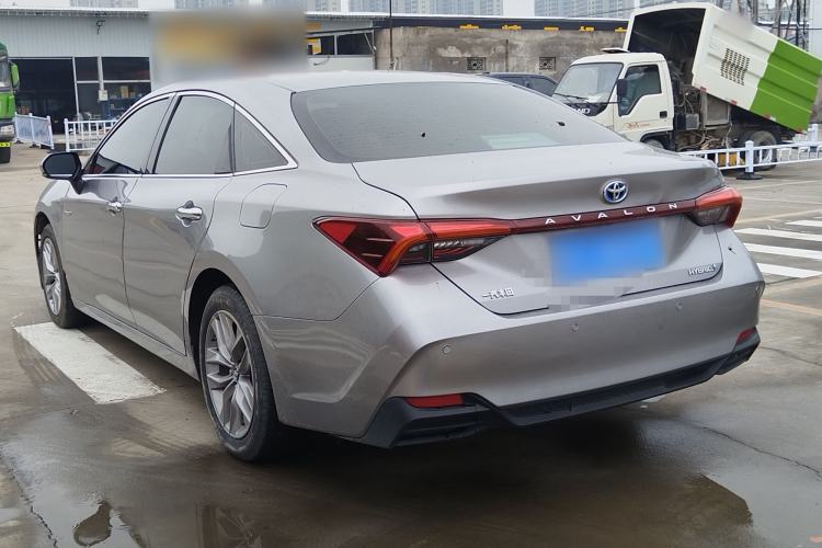 Used Toyota Avalon 2019 Dual-Engine 2.5L Luxury Edition China VI Standard Exterior 3