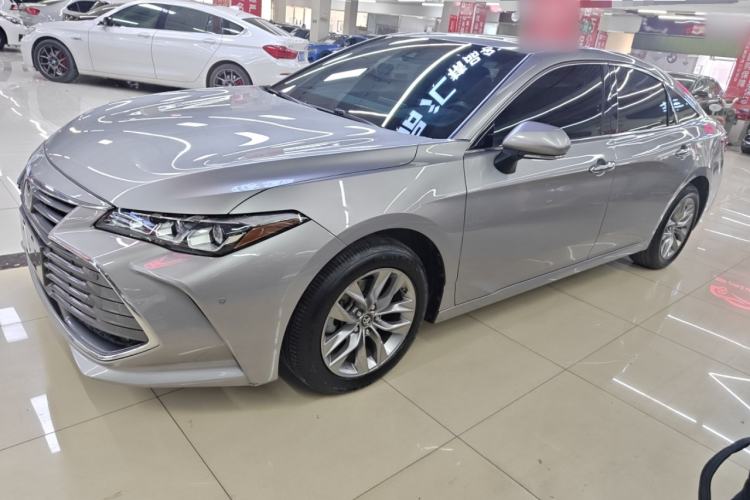 Used Toyota Avalon 2019 2.0L Luxury Edition China VI Standard Exterior 3