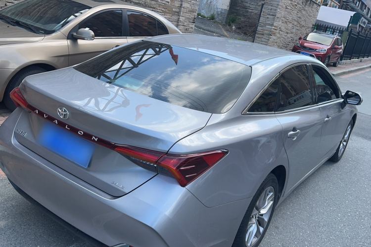 Used Toyota Avalon 2019 2.0L Ambition Edition China VI Exterior 3