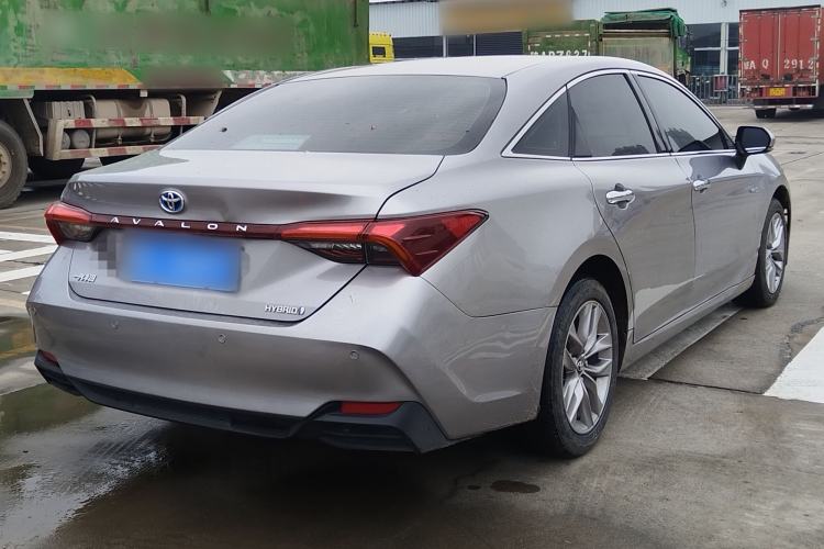Used Toyota Avalon 2019 Dual-Engine 2.5L Luxury Edition China VI Standard Exterior 4