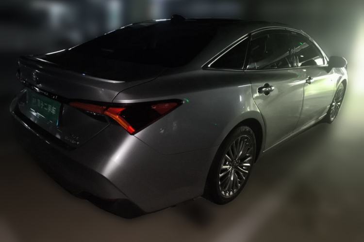 Used Toyota Avalon 2019 Dual-Engine 2.5L XLE Prestige Version China VI Standard Exterior 5