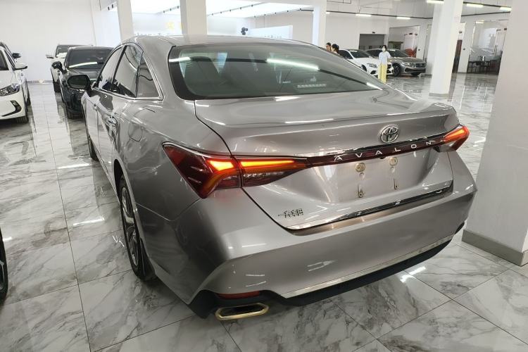 Used Toyota Avalon 2019 2.0L Luxury Edition China VI Standard Exterior 5