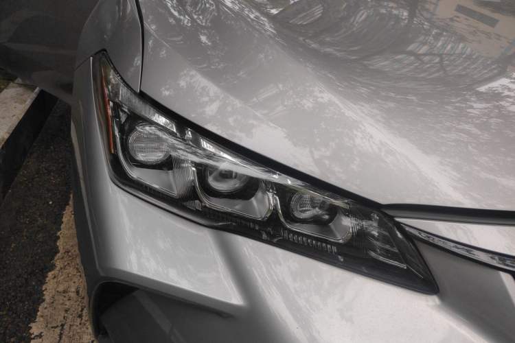 Used Toyota Avalon 2019 2.0L Luxury Edition China VI Standard Exterior 6
