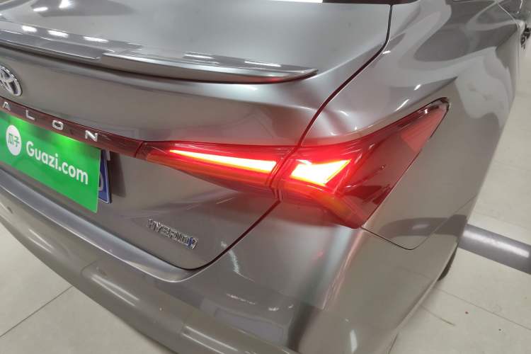 Used Toyota Avalon 2019 Dual-Engine 2.5L Luxury Edition China VI Standard Exterior 6