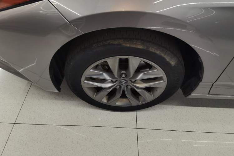 Used Toyota Avalon 2019 Dual-Engine 2.5L Luxury Edition China VI Standard Exterior 7