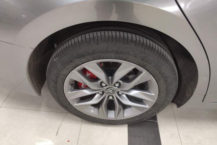 Used Toyota Avalon 2019 Dual-Engine 2.5L Luxury Edition China VI Standard Exterior 8