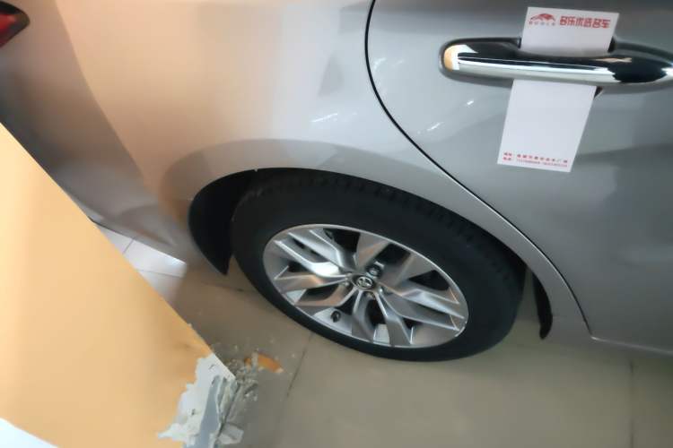 Used Toyota Avalon 2019 Dual-Engine 2.5L Luxury Edition China VI Standard Exterior 8