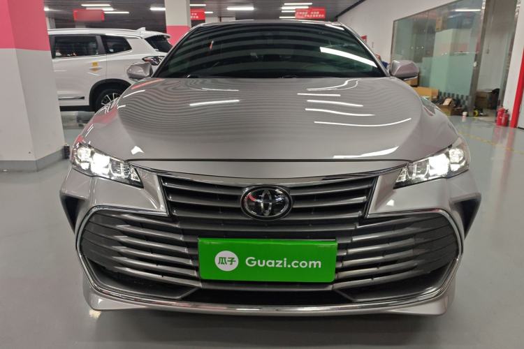 Used Toyota Avalon 2019 2.0L Luxury Edition China VI Standard Front