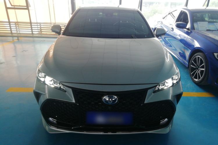 Used Toyota Avalon 2019 Dual-Engine 2.5L Luxury Edition China VI Standard Front
