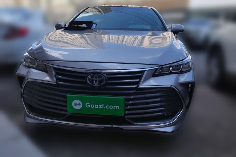 Used Toyota Avalon 2019 Dual-Engine 2.5L XLE Prestige Version China VI Standard Front