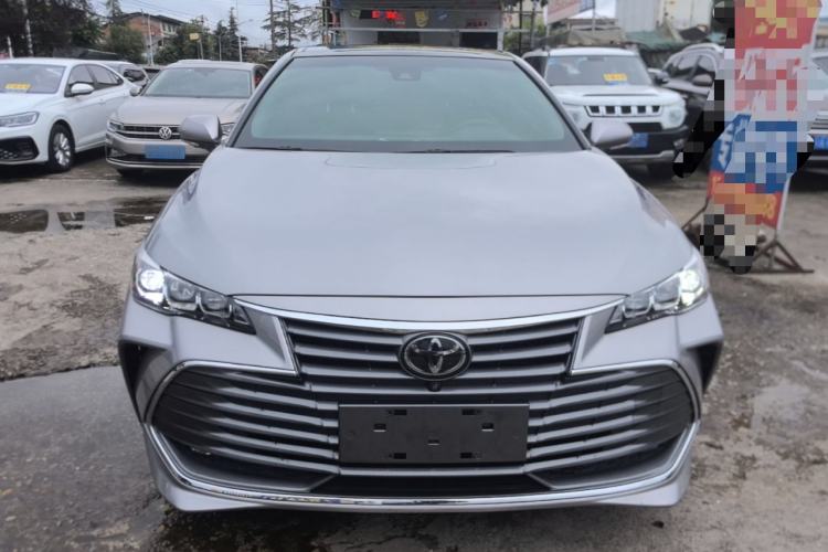Used Toyota Avalon 2019 2.5L Touring Premium Version China VI Standard Front