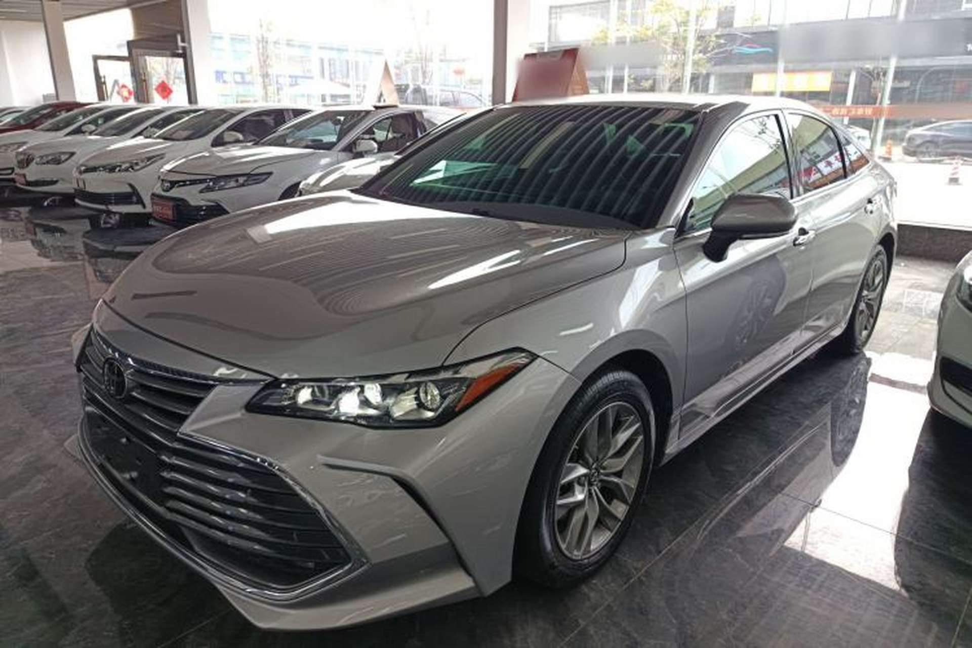 Used Toyota Avalon 2019 2.0L Luxury Edition China VI Standard Front Left 45 Deg