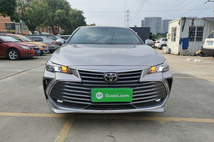 Used Toyota Avalon 2019 2.0L Luxury Edition China VI Standard Front