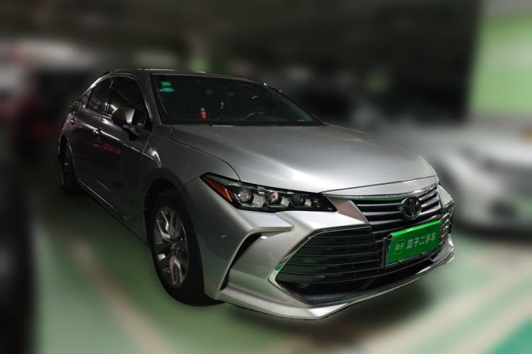 Used Toyota Avalon 2019 2.0L Luxury Edition China VI Standard Front Right 45 Deg