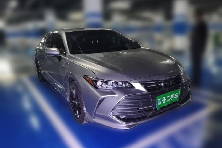 Used Toyota Avalon 2019 2.0L XLE Premium Edition China VI Front Right 45 Deg