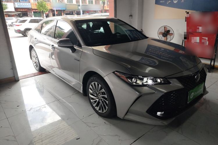 Used Toyota Avalon 2019 2.0L Luxury Edition China VI Standard Front Right 45 Deg