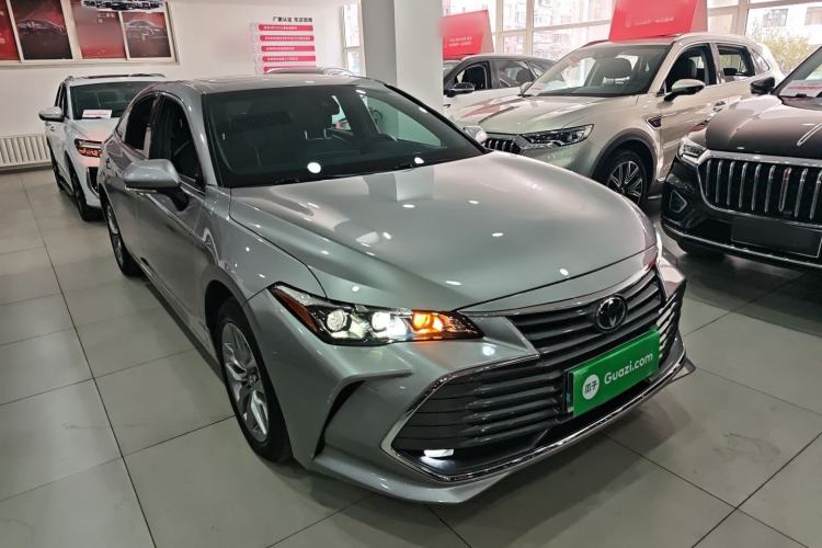 Used Toyota Avalon 2019 2.0L Luxury Edition China VI Standard Front Right 45 Deg